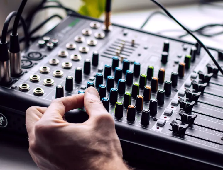 Mixing and monitoring